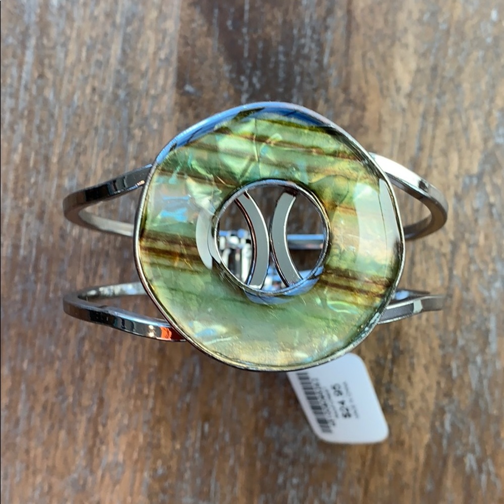 NWT Chicos silver hinged “Rainforest” bracelet
